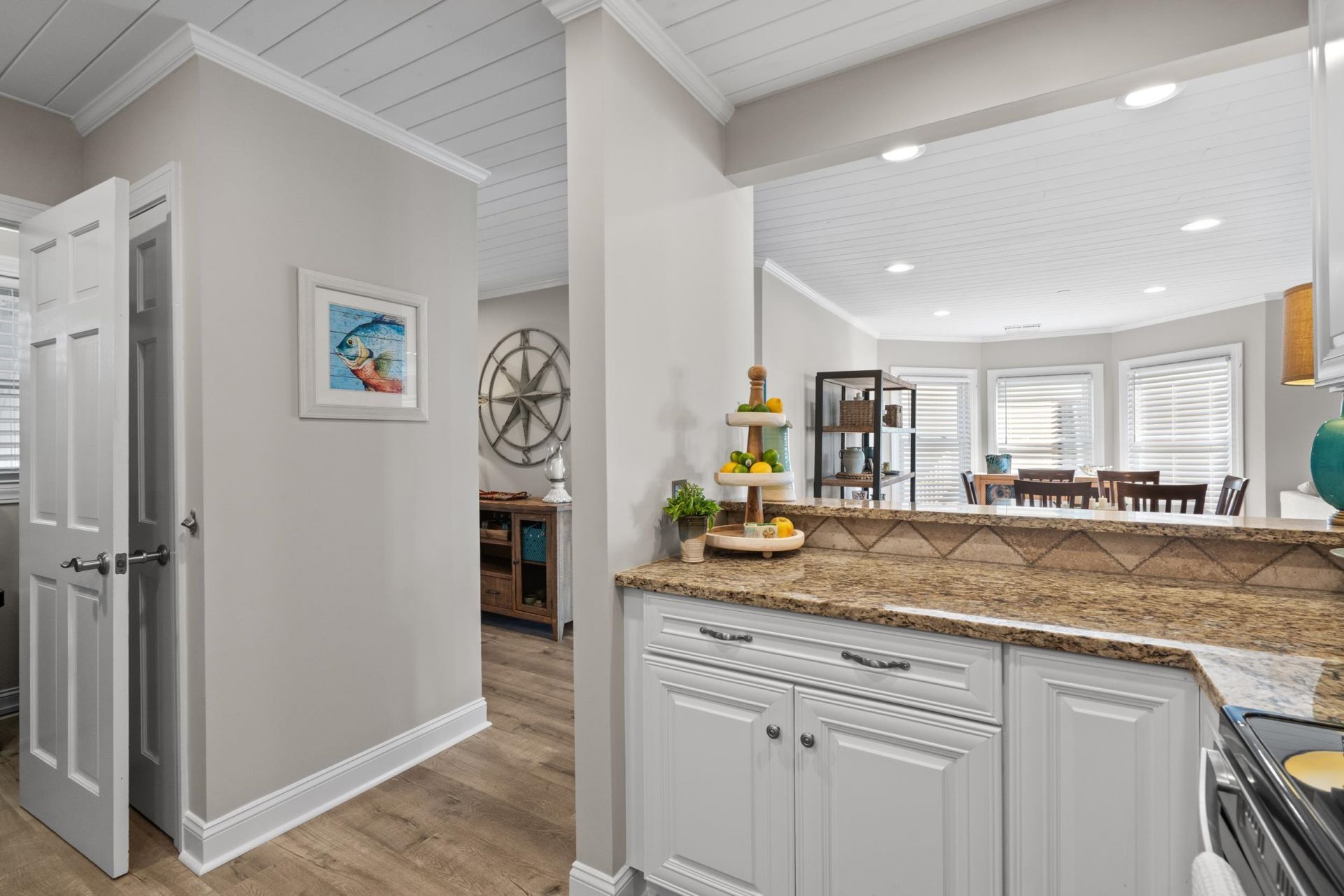 5501 N Ocean Blvd. Photo 17