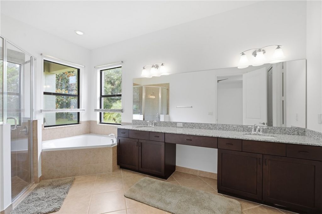 4678 56th Lane, Vero Beach, FL 32967 Photo