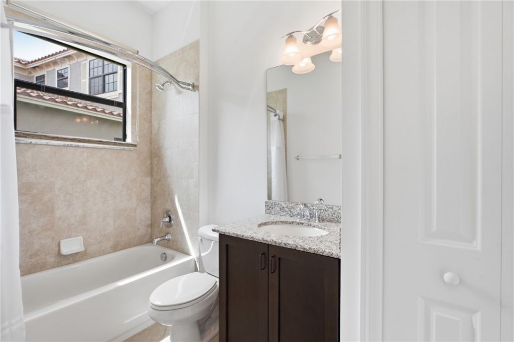4678 56th Lane, Vero Beach, FL 32967 Photo