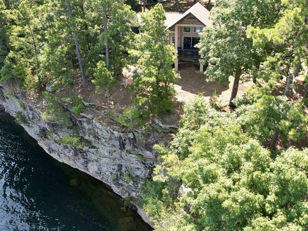 244 Lake Forest Estate Rd , Tumbling Shoals, AR 72581