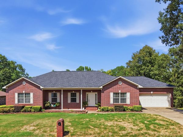 1710 Royal Oaks Drive , Malvern, AR 72104