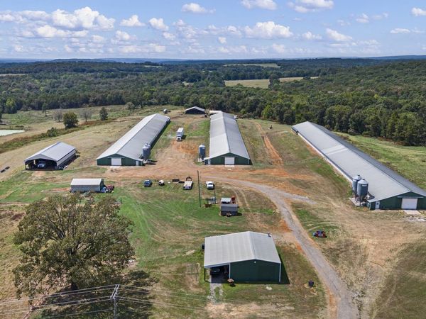 13589 Middle Ridge Road , Ozark, AR 72949