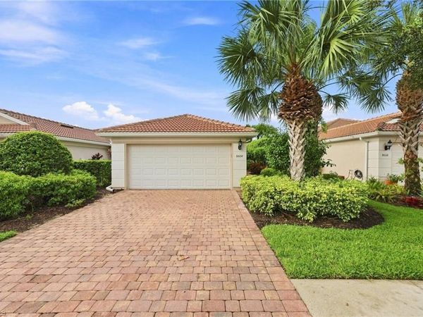 8664 Genova CT, NAPLES, FL 34114
