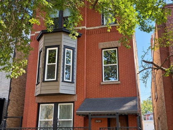 2631 W Superior Street , Unit 1, Chicago, IL 60612