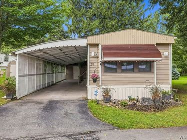 29 Jenny Court, Buffalo, NY 14225