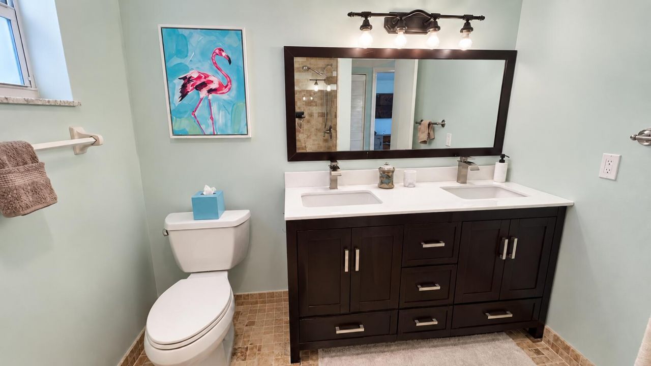 1 Colonial Club Drive, Unit 204, Boynton Beach, FL 33435 Photo