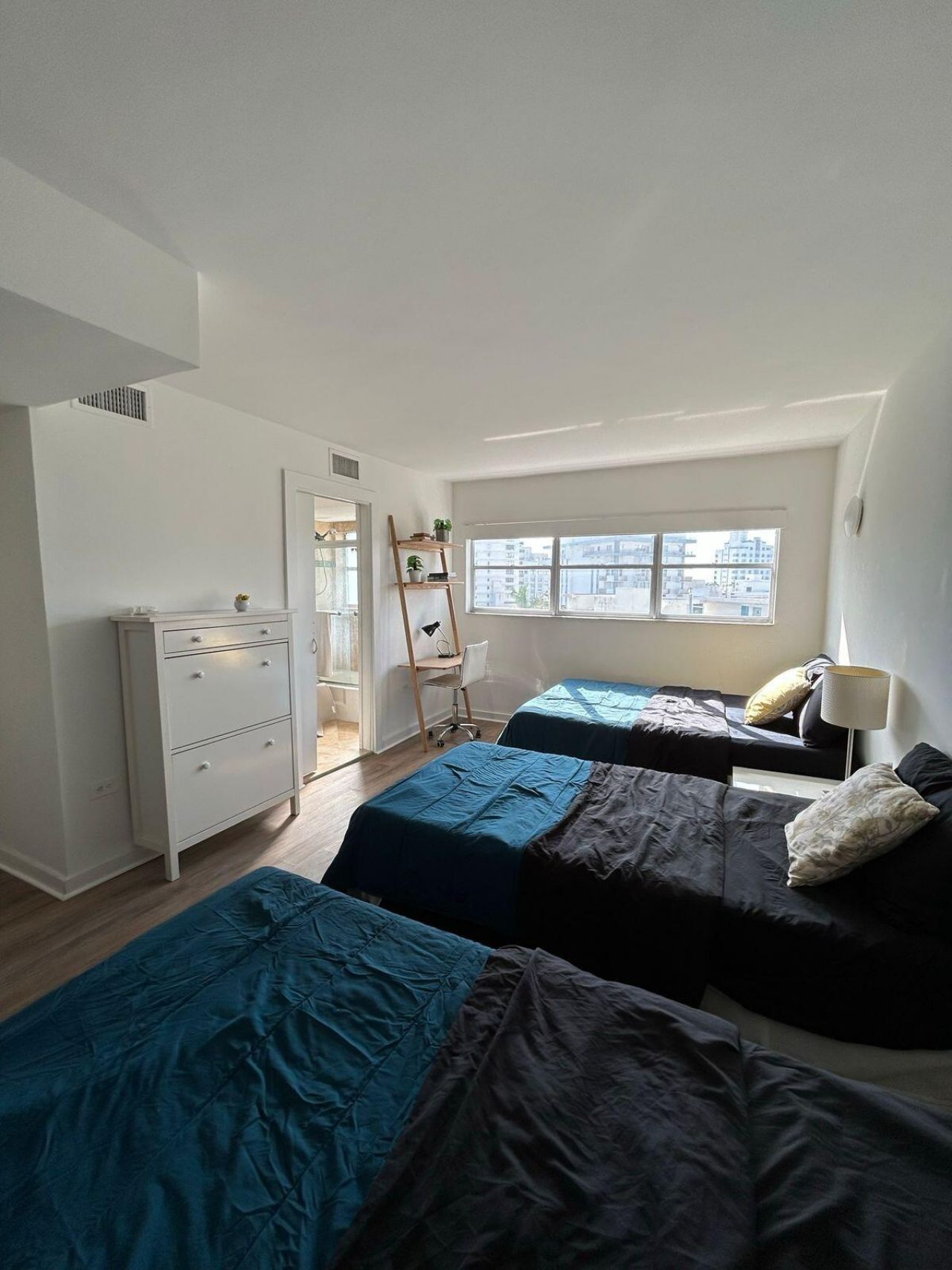 1881 Washington Avenue, Unit 8E, Miami Beach, FL 33139 Photo