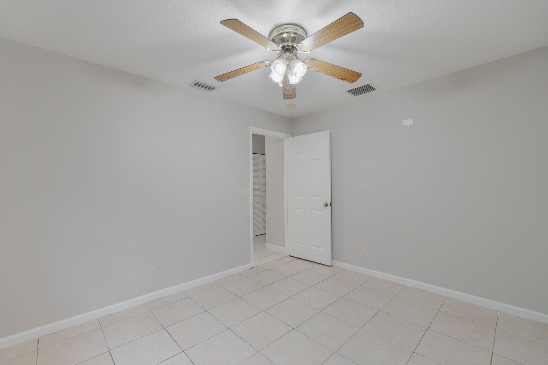 622 Lytle Street, West Palm Beach, FL 33405 Photo