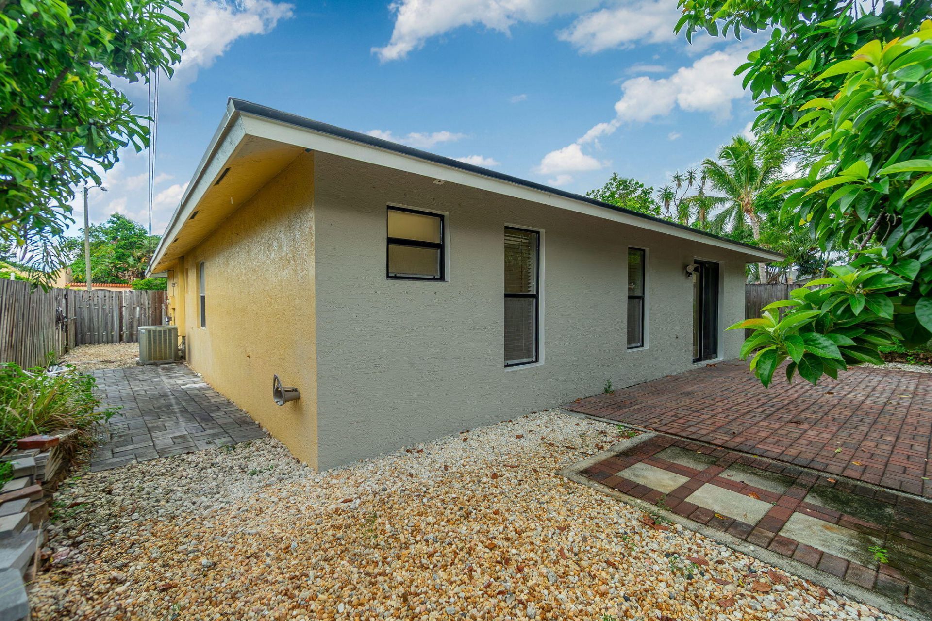 622 Lytle Street, West Palm Beach, FL 33405 Photo