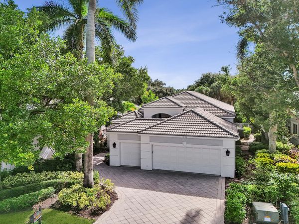 16106 Villa Vizcaya Place, Delray Beach, FL 33446