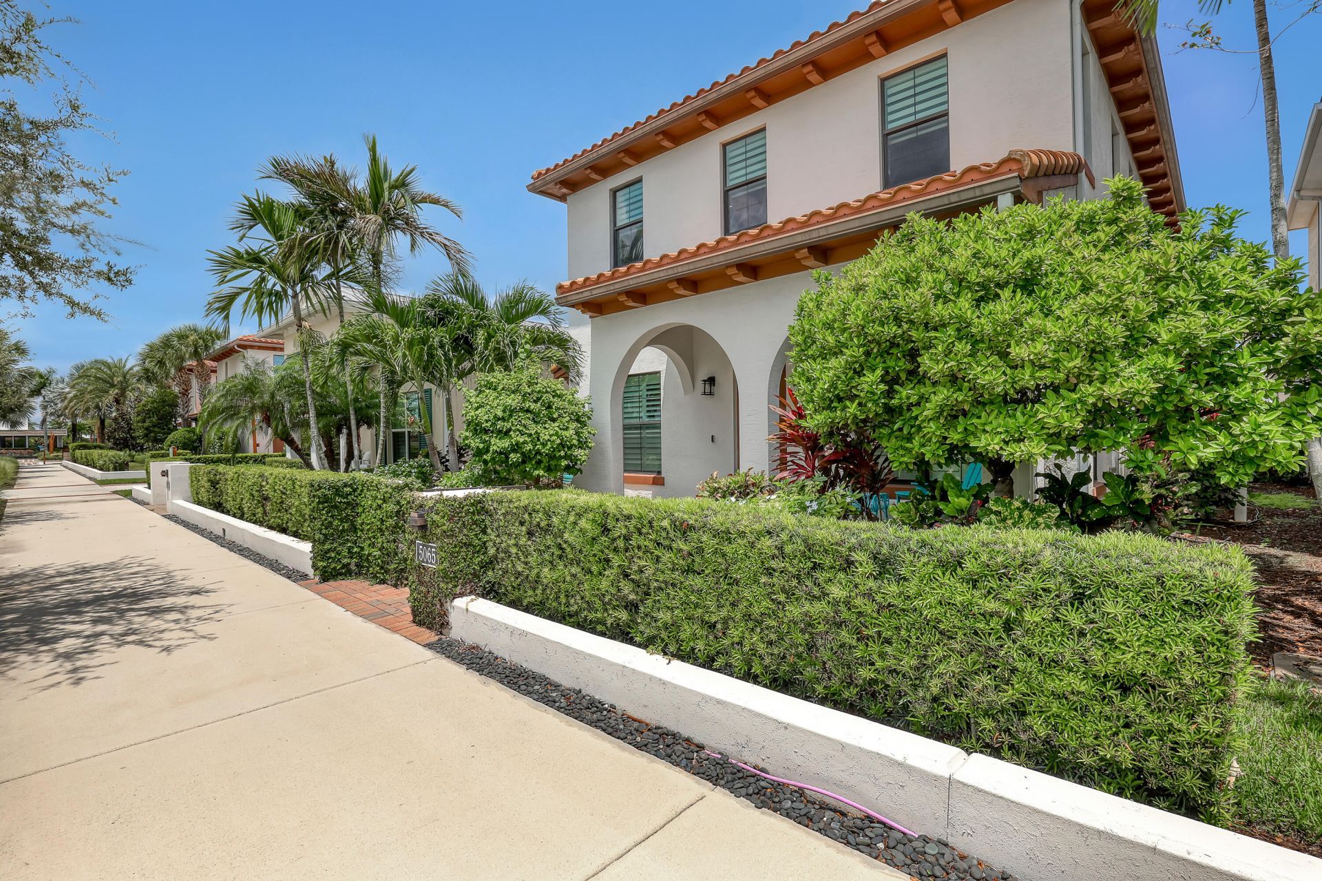 5065 Grandiflora Road, Palm Beach Gardens, FL 33418 Photo