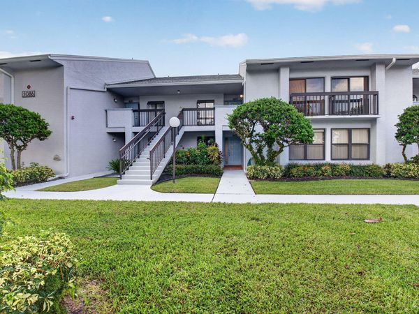 5086 Golfview Court, Unit 1622, Delray Beach, FL 33484