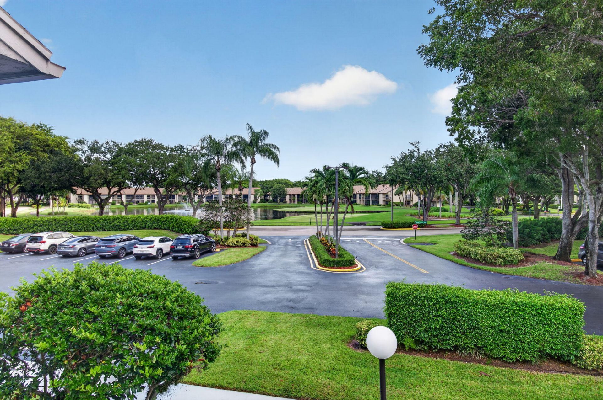 5086 Golfview Court, Unit 1622, Delray Beach, FL 33484 Photo