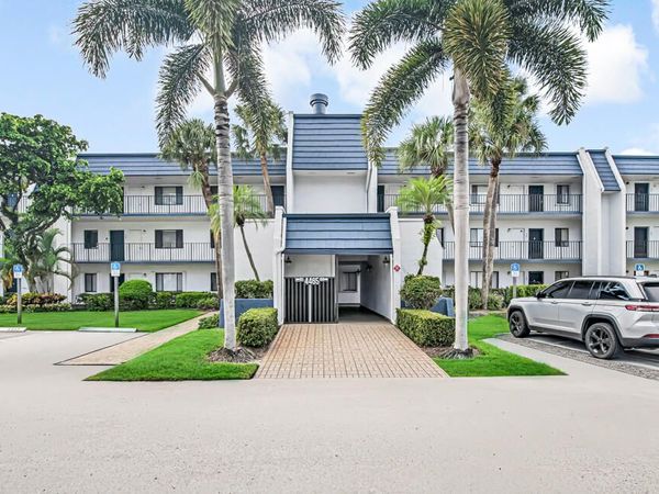 4465 Luxemburg Court, Unit 108, Lake Worth, FL 33467
