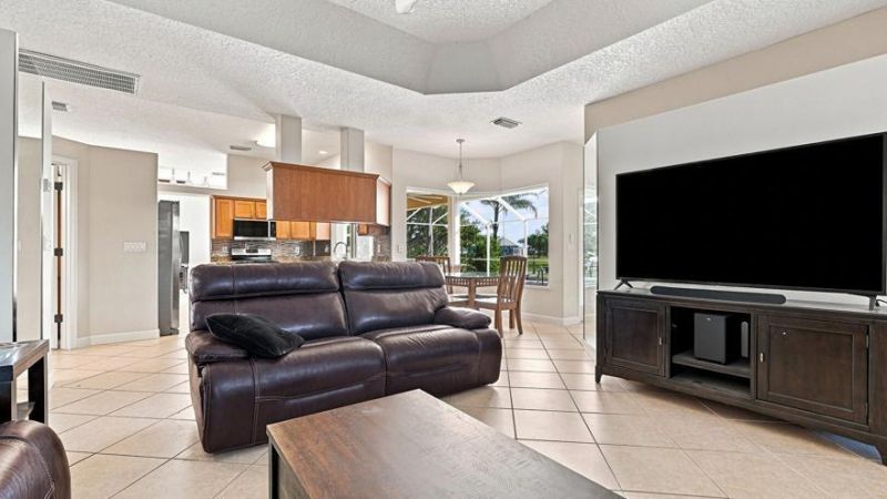 1863 SE Bowie Street, Port Saint Lucie, FL 34952 Photo