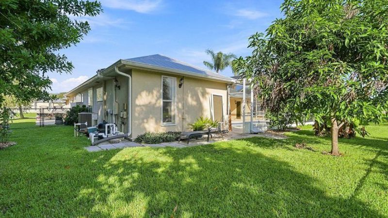 1863 SE Bowie Street, Port Saint Lucie, FL 34952 Photo