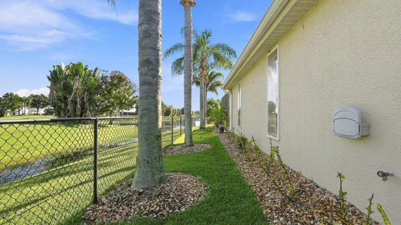 1863 SE Bowie Street, Port Saint Lucie, FL 34952 Photo