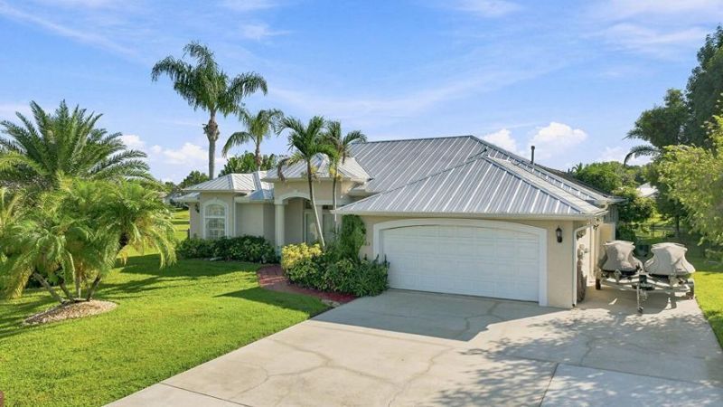 1863 SE Bowie Street, Port Saint Lucie, FL 34952 Photo