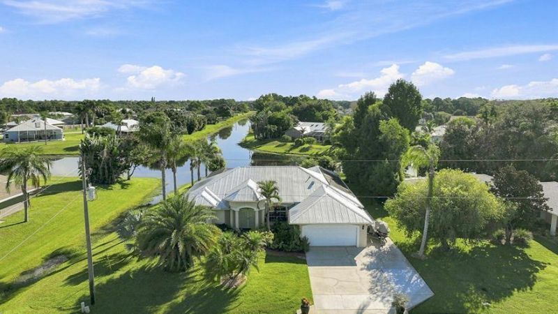 1863 SE Bowie Street, Port Saint Lucie, FL 34952 Photo
