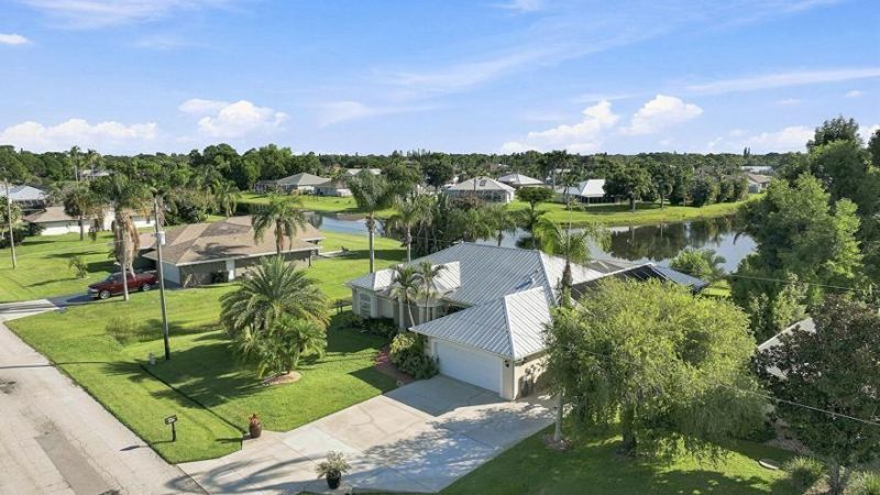 1863 SE Bowie Street, Port Saint Lucie, FL 34952 Photo