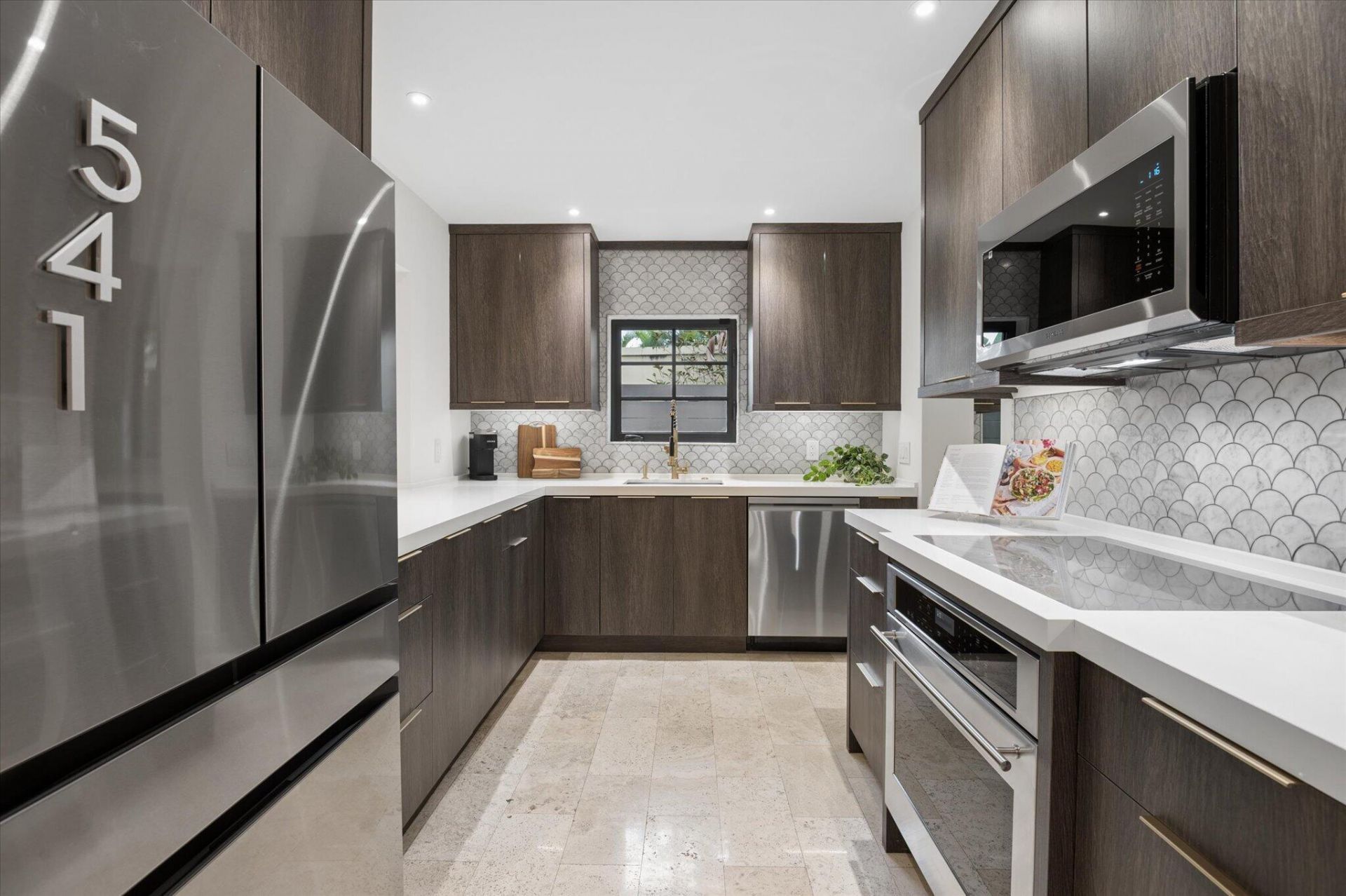 541 NE 8th Avenue, Fort Lauderdale, FL 33301 Photo