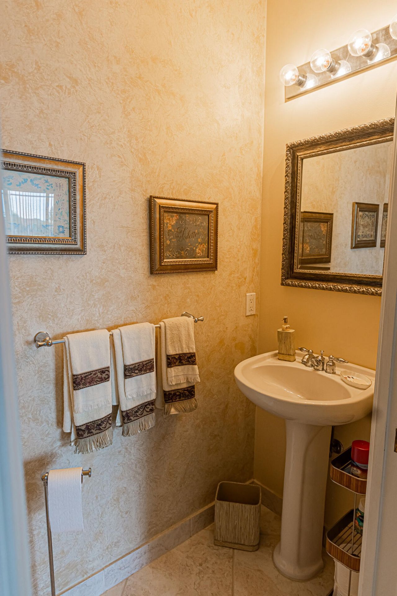 468 NW Blue Lake Drive, Port Saint Lucie, FL 34986 Photo