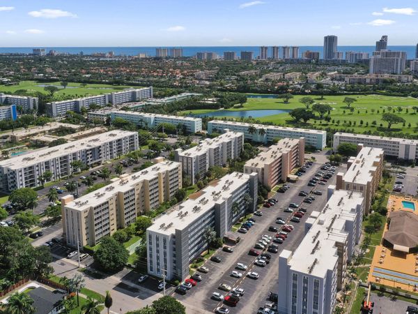 610 NE 12TH Avenue, Unit 306, Hallandale Beach, FL 33009