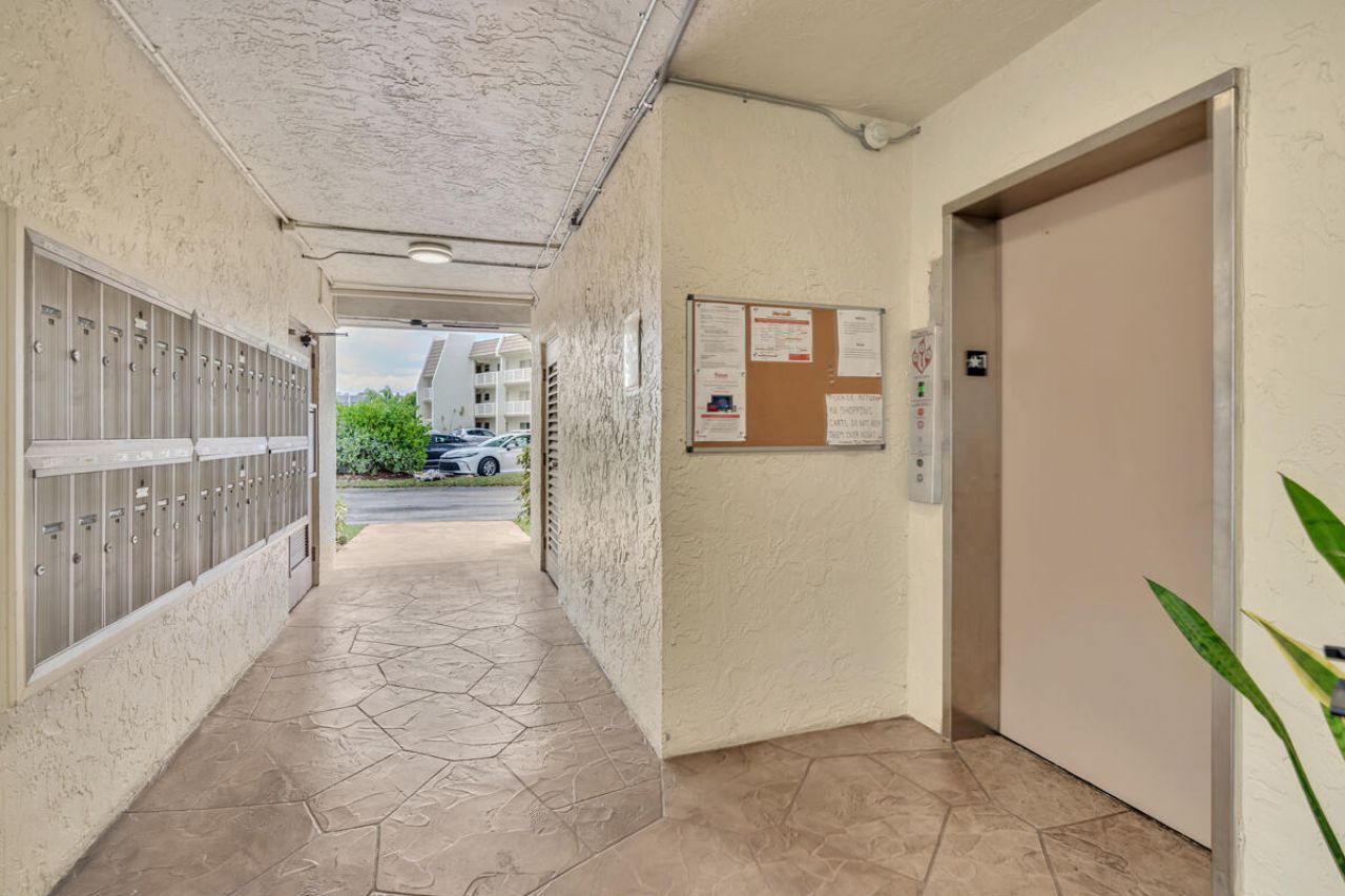 6800 Royal Palm Boulevard, Unit 207F, Margate, FL 33063 Photo