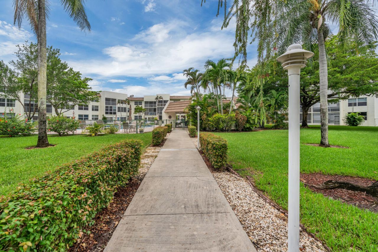 6800 Royal Palm Boulevard, Unit 207F, Margate, FL 33063 Photo