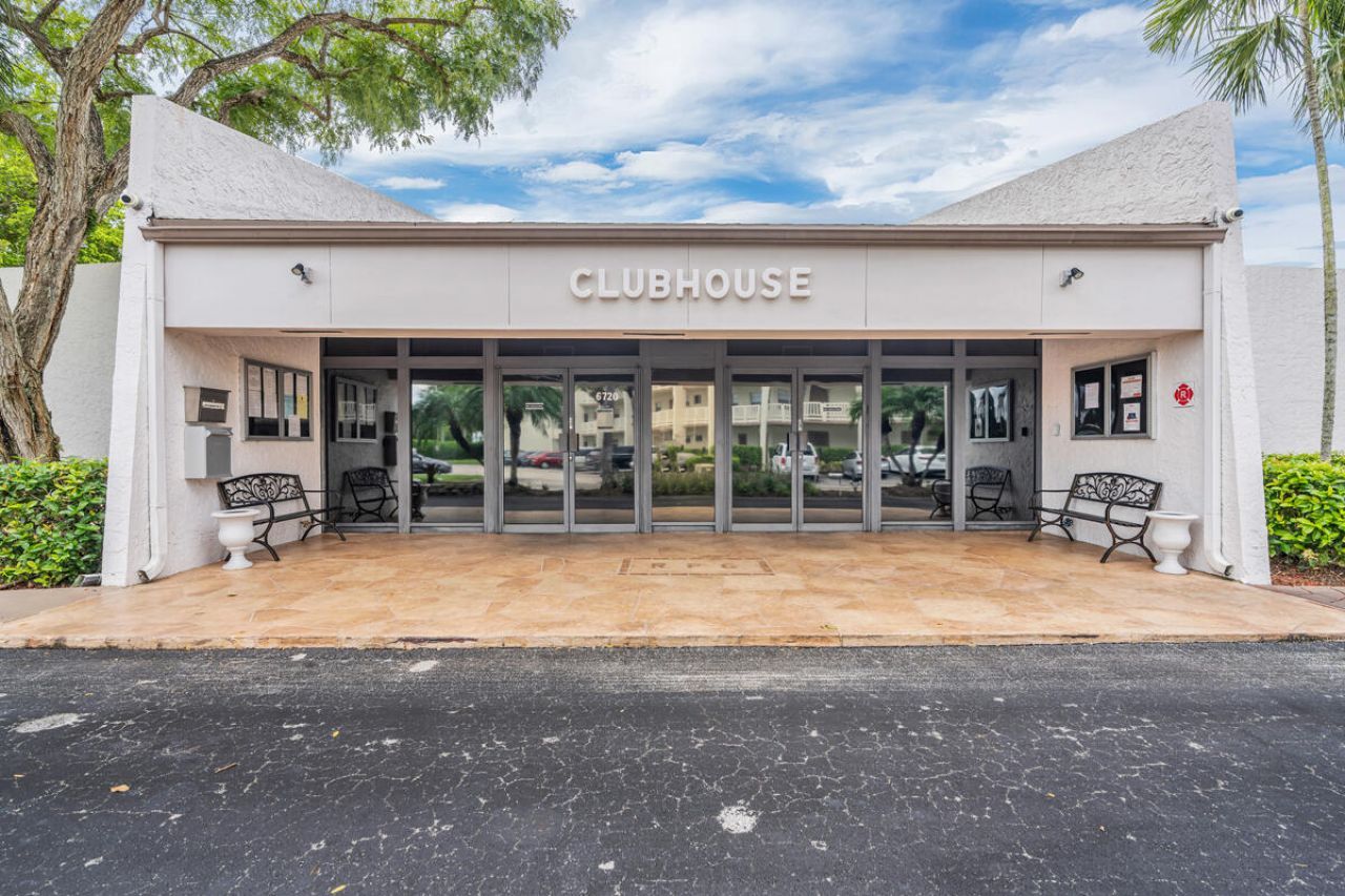 6800 Royal Palm Boulevard, Unit 207F, Margate, FL 33063 Photo