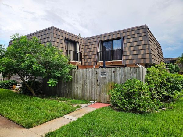 1540 FOREST LAKES Circle, Unit D, West Palm Beach, FL 33406