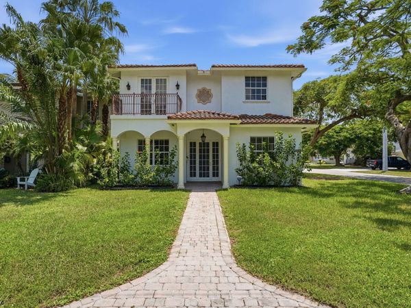 400 NE 8th Avenue, Fort Lauderdale, FL 33301