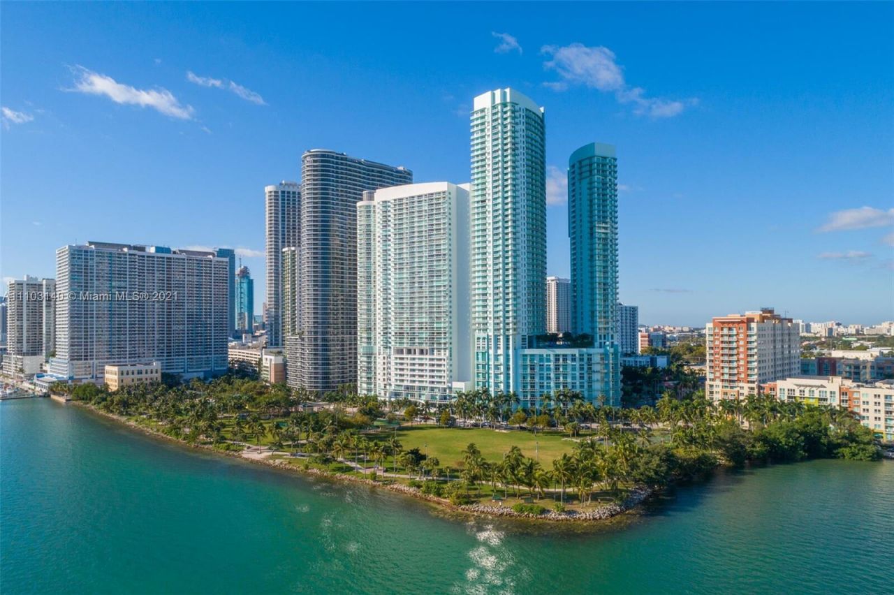 1900 N Bayshore Drive, Unit 912, Miami, FL 33132 Photo