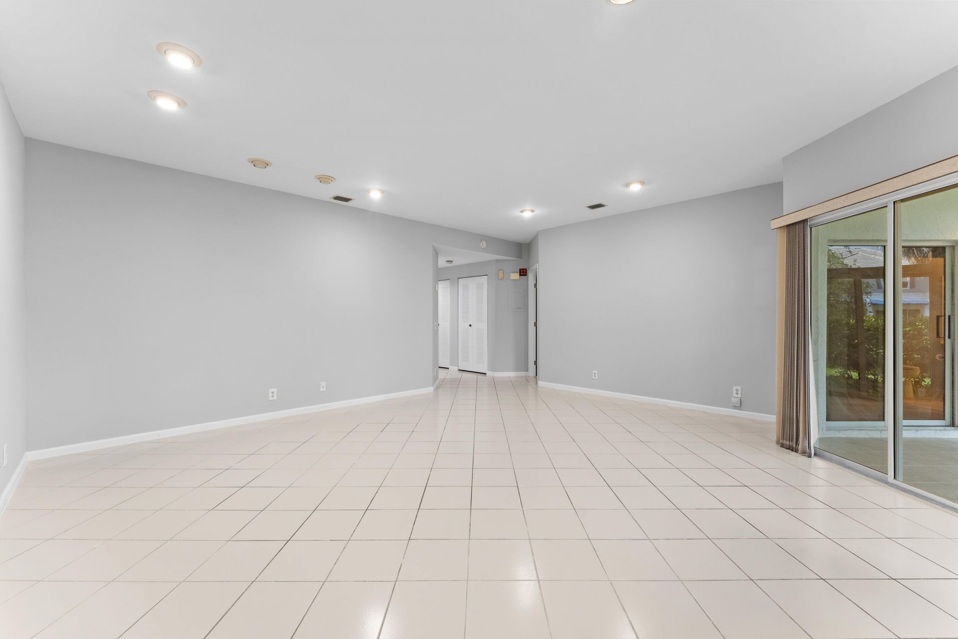 6705 Via Regina, Boca Raton, FL 33433 Photo