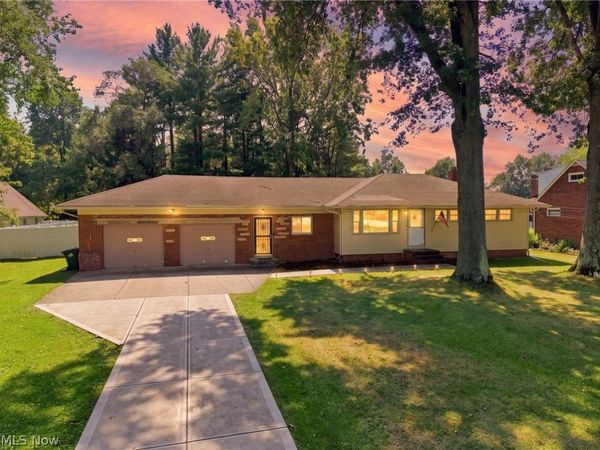 10561 Albion Road , North Royalton, OH 44133