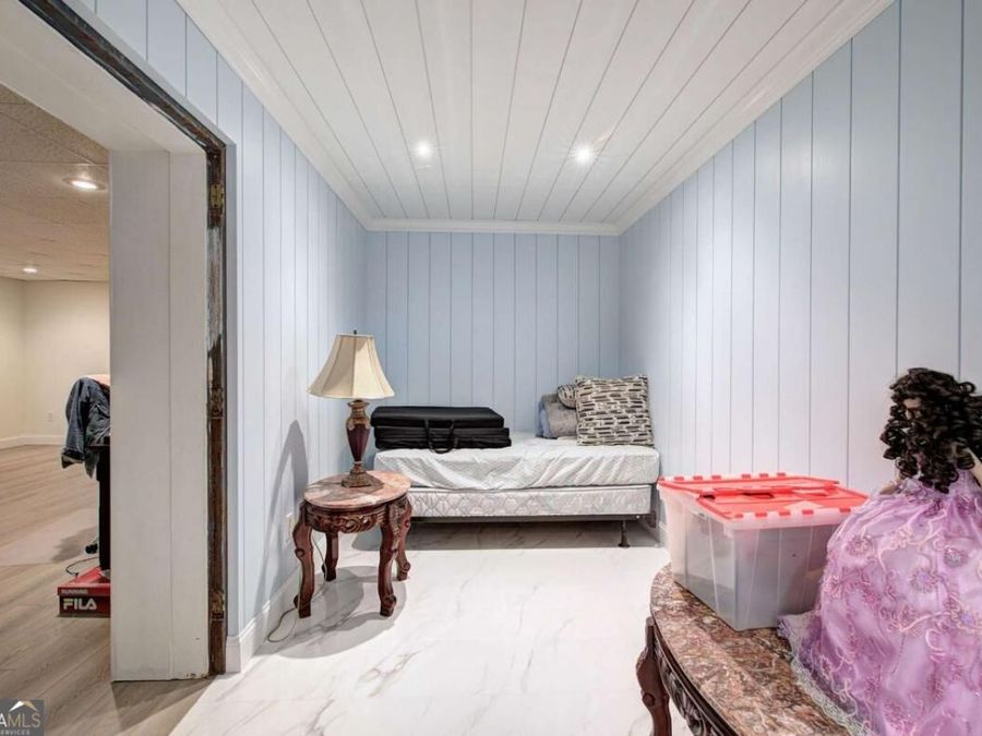 Property Image 43