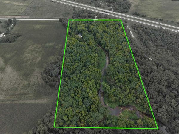 12512 Wellman Road, LaPorte City, IA 50651
