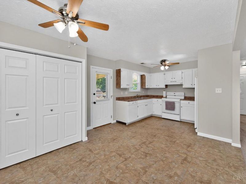 4301 Post Rail Lane, Franklin Township, OH 45005 Photo 14