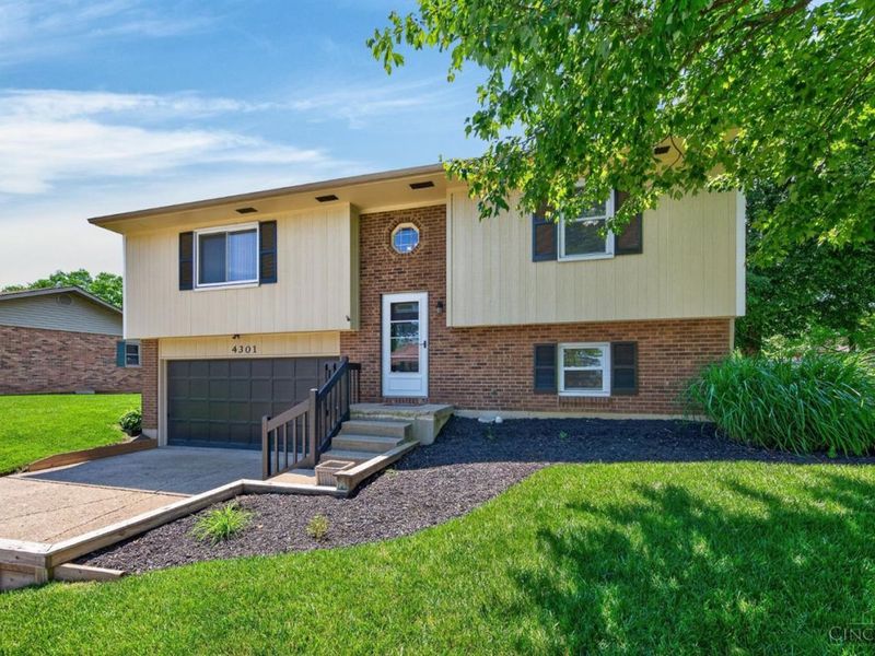 4301 Post Rail Lane, Franklin Township, OH 45005 Photo 4