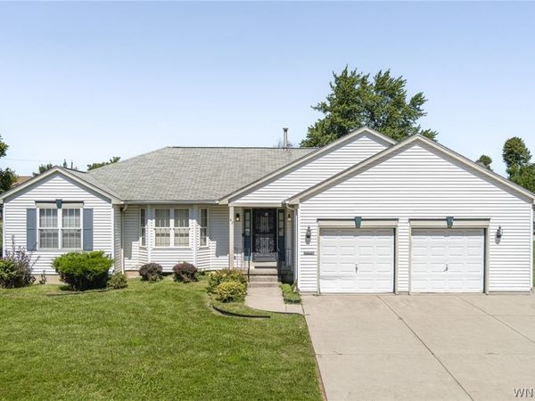 42 Peckham Street , Buffalo, NY 14206