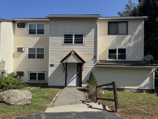 27 Senee Ct, Unit 27, Amesbury, MA 01913