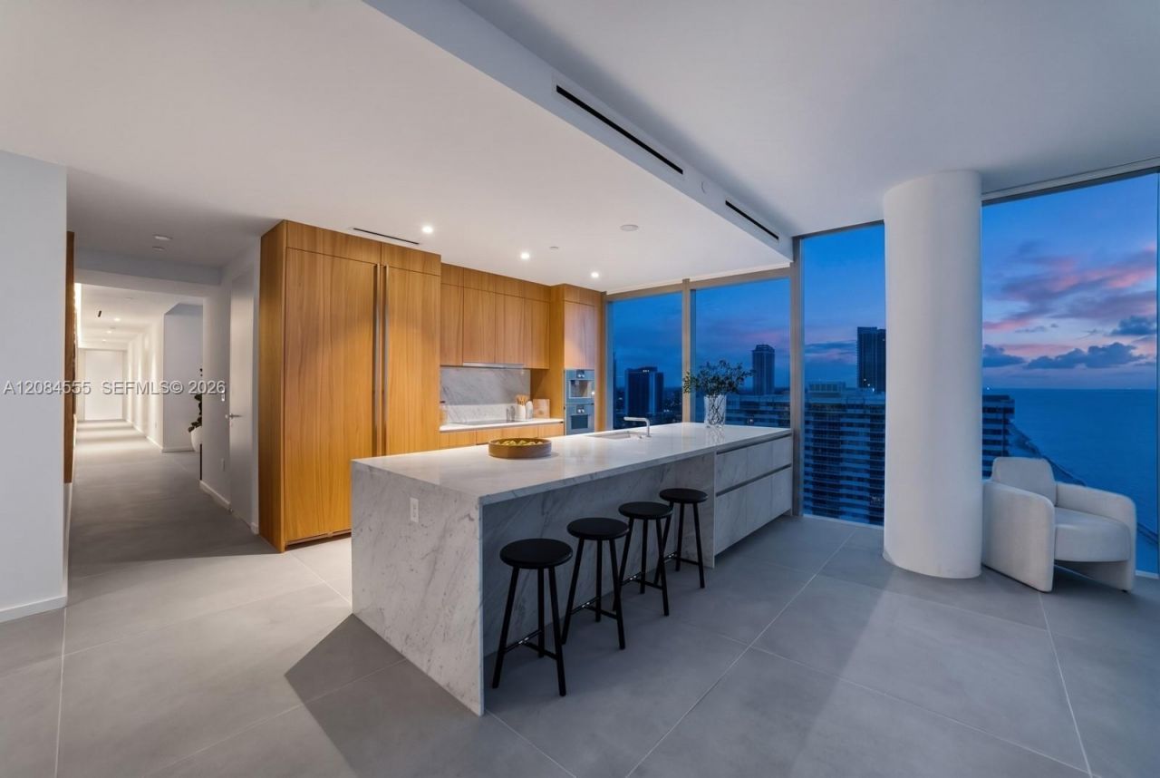 2000 S Ocean Dr , Unit 22A, Hallandale Beach, FL 33009 Photo