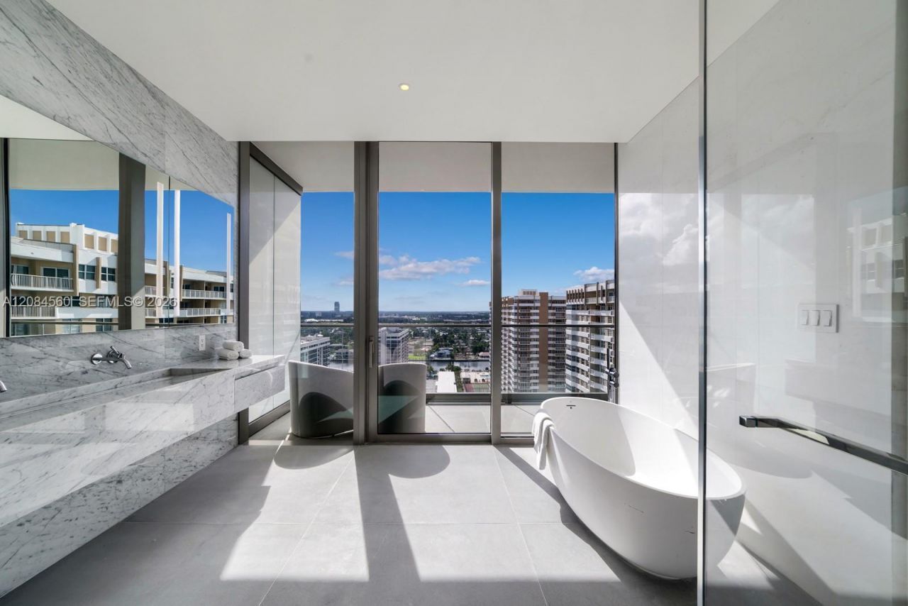 2000 S Ocean Dr, Unit 19A, Hallandale Beach, FL 33009 Photo