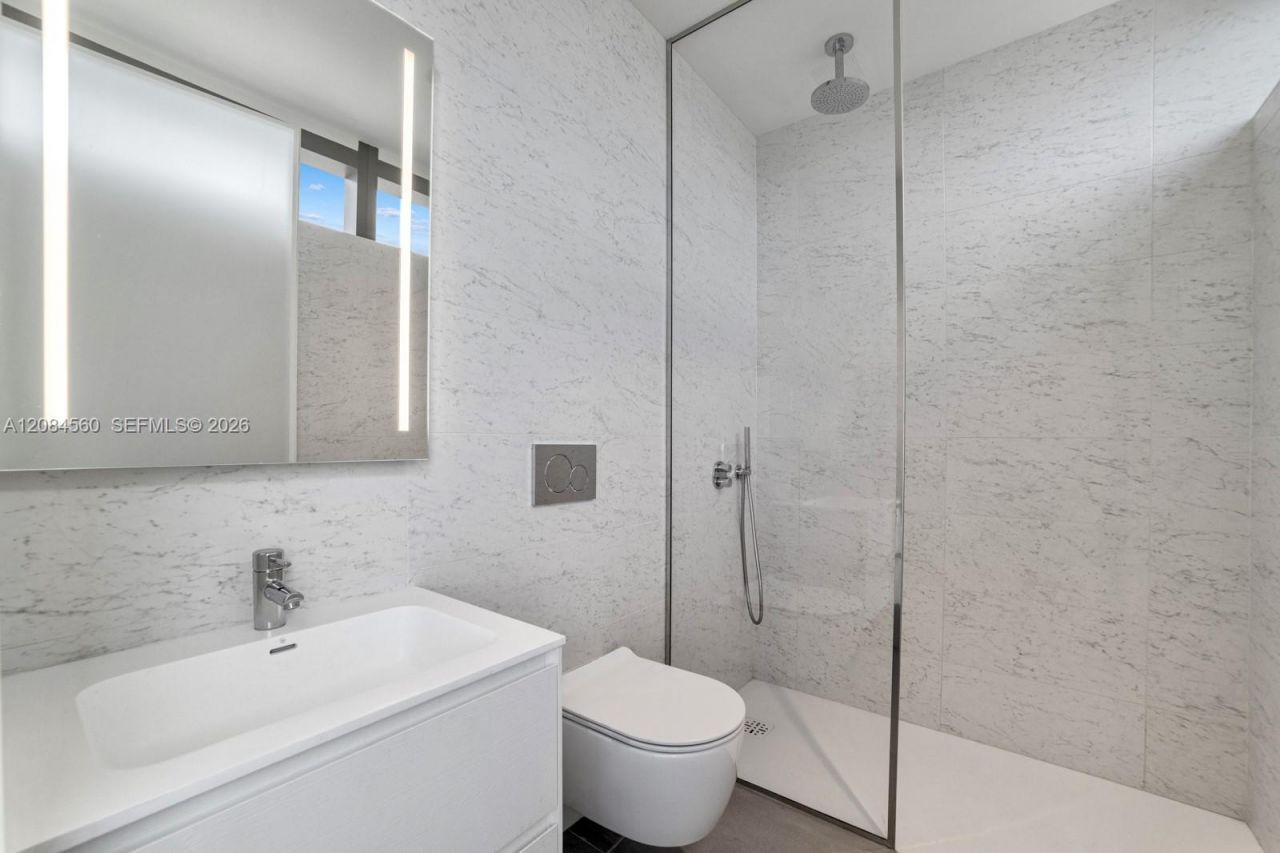 2000 S Ocean Dr, Unit 19A, Hallandale Beach, FL 33009 Photo