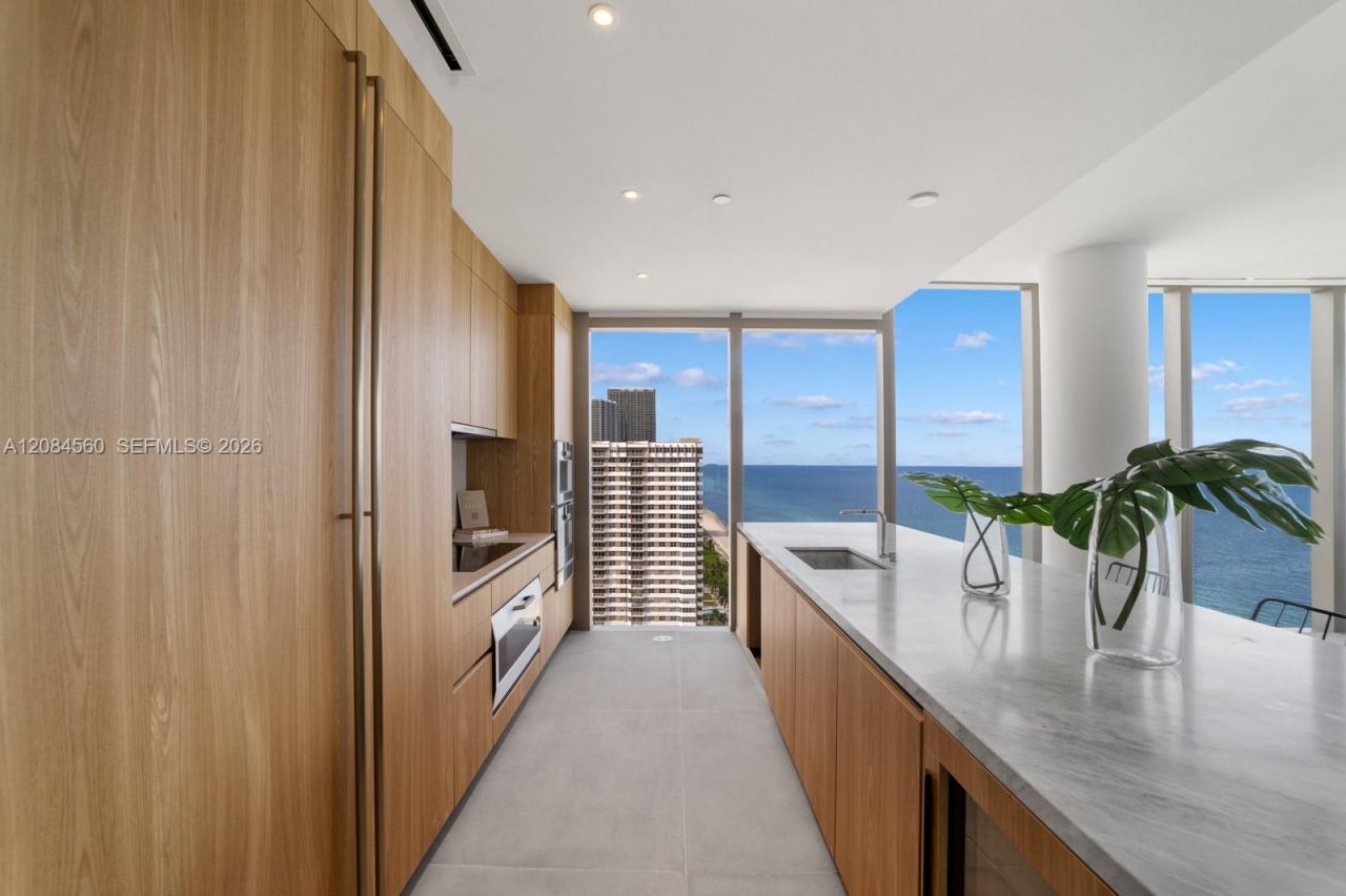 2000 S Ocean Dr, Unit 19A, Hallandale Beach, FL 33009 Photo