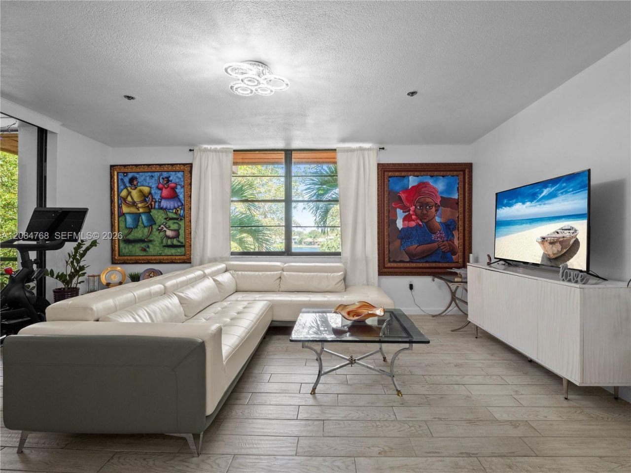 671 NE 195th St, Unit 329E, Miami, FL 33179 Photo