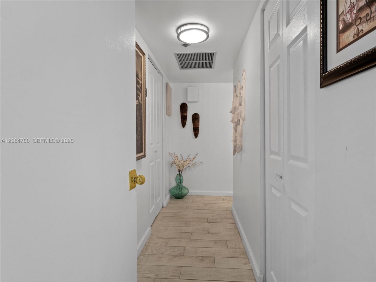 671 NE 195th St, Unit 329E, Miami, FL 33179 Photo