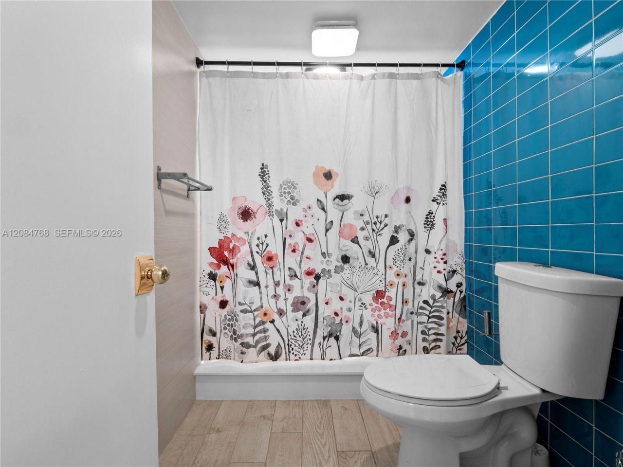 671 NE 195th St, Unit 329E, Miami, FL 33179 Photo