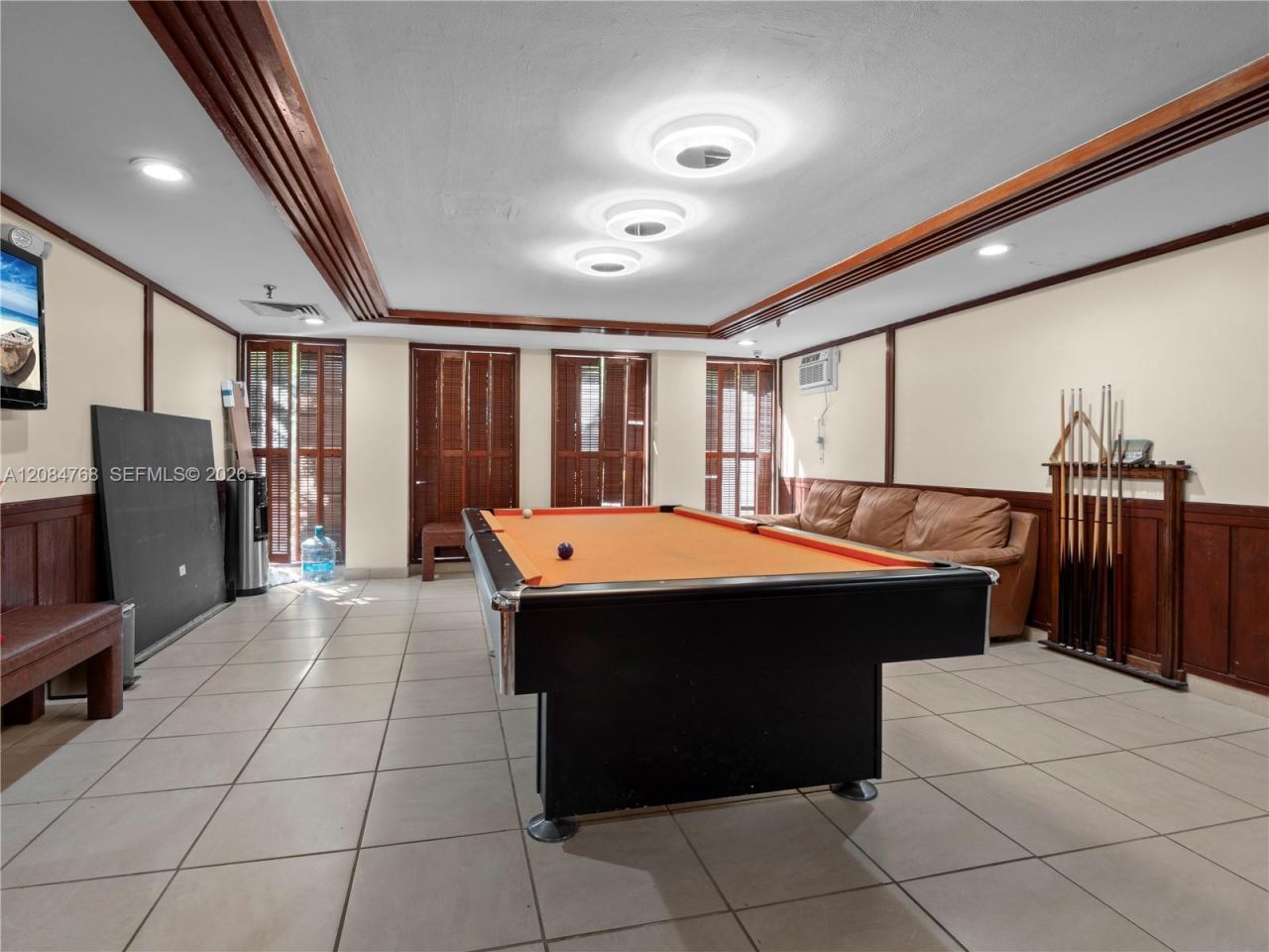 671 NE 195th St, Unit 329E, Miami, FL 33179 Photo