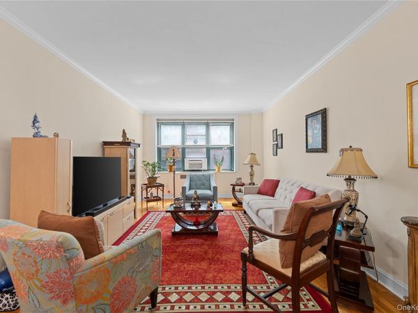 78-10 34 Avenue , Unit 4J, Jackson Heights, NY 11372